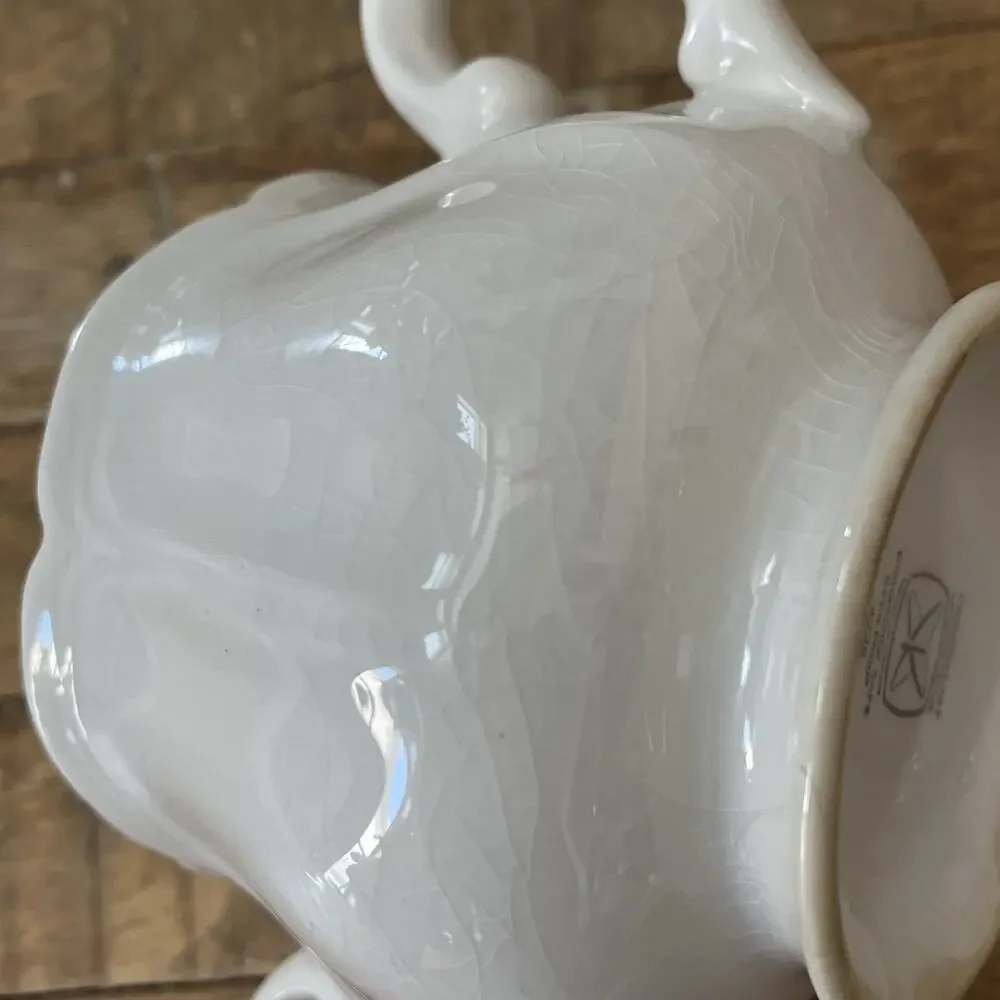 1970s Vintage Federalist Ironstone White Sugar Bowl 4238